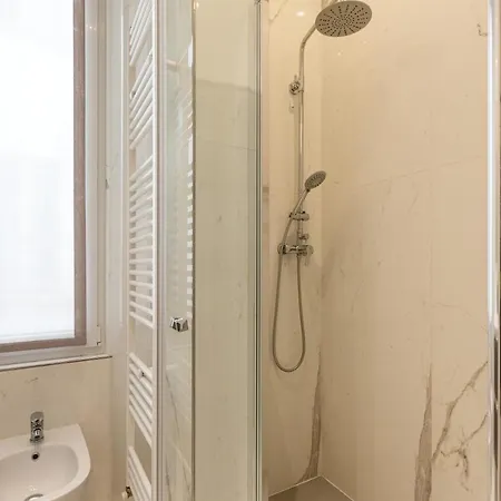 Apt Milano-moscova Con Terrazzo Condiviso Apartamento