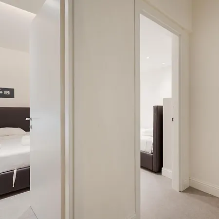 Apt Milano-moscova Con Terrazzo Condiviso Apartamento *