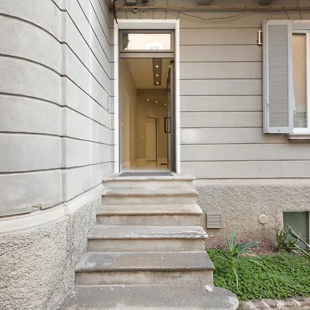 Apt Milano-moscova Con Terrazzo Condiviso * Milán